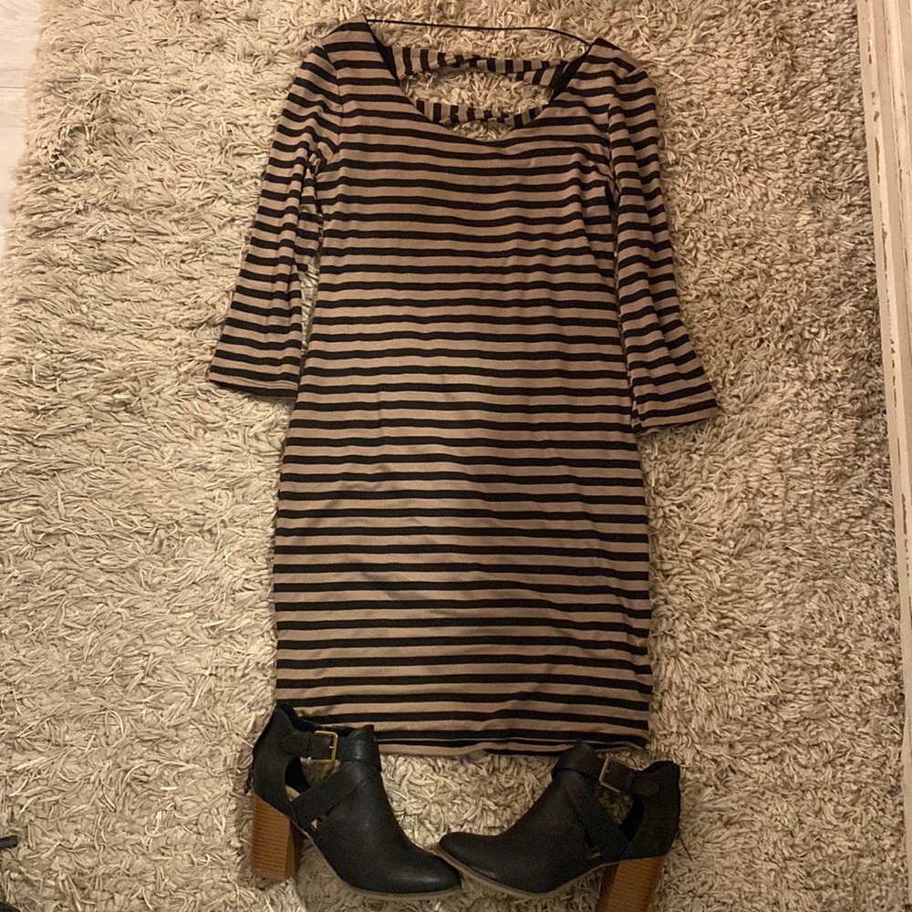 Soprano striped size medium dress